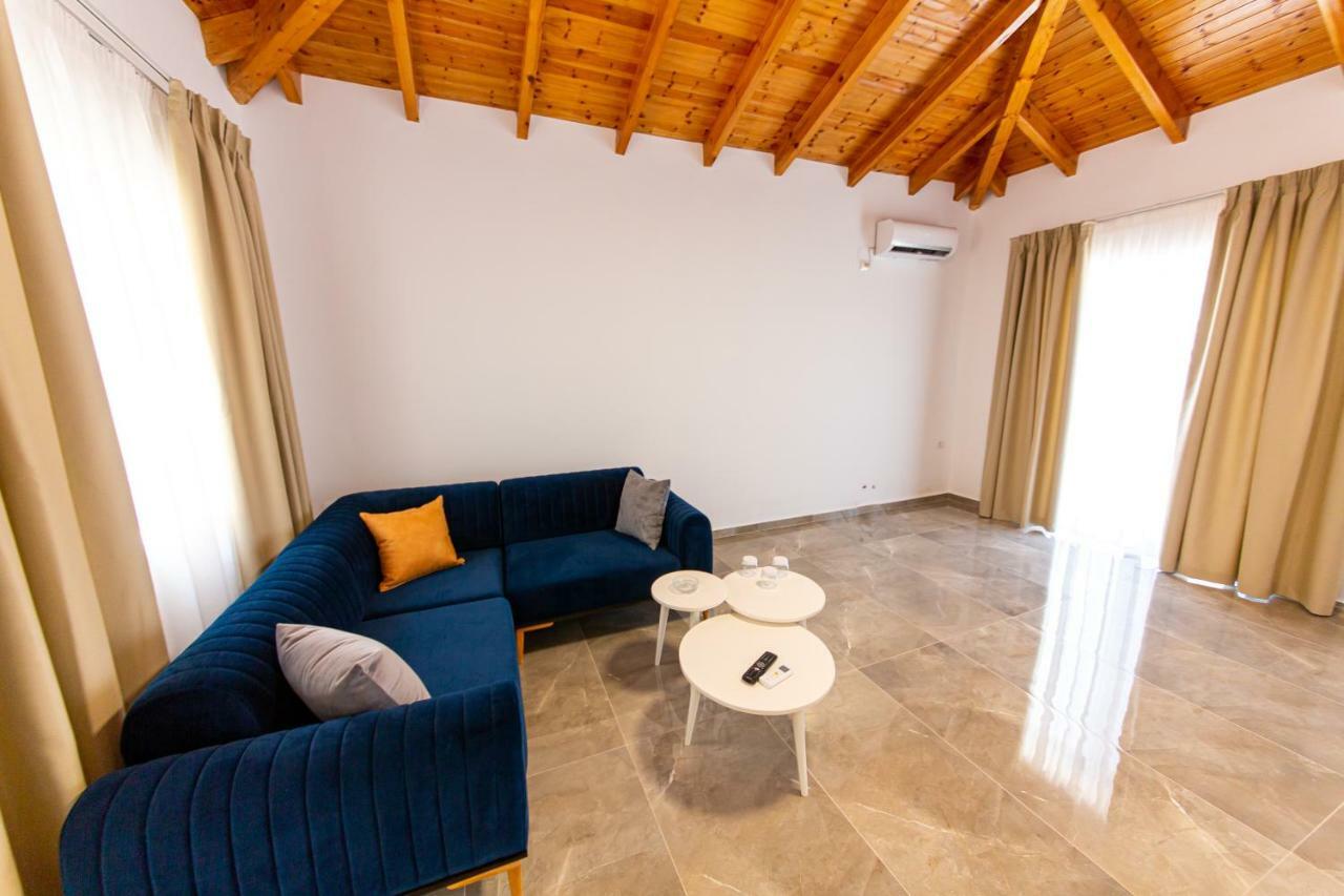 Santa Oliva Suites Ksamil Buitenkant foto