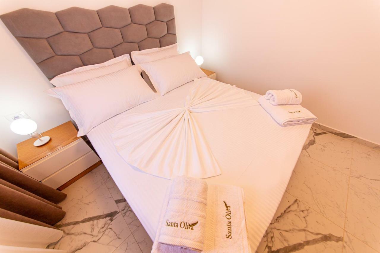 Santa Oliva Suites Ksamil Buitenkant foto