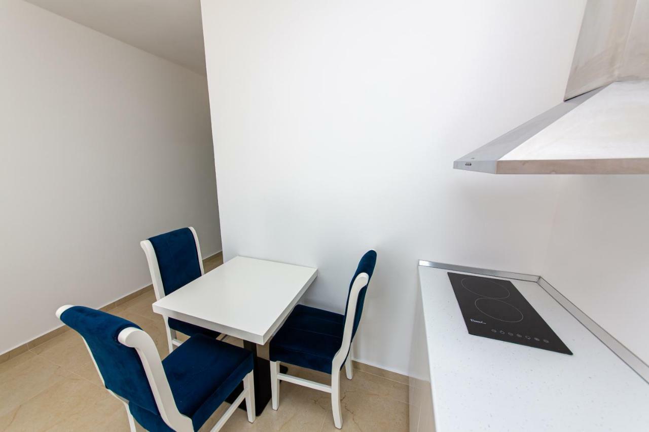 Santa Oliva Suites Ksamil Buitenkant foto